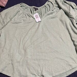 🎄3/$50🎄 Torrid